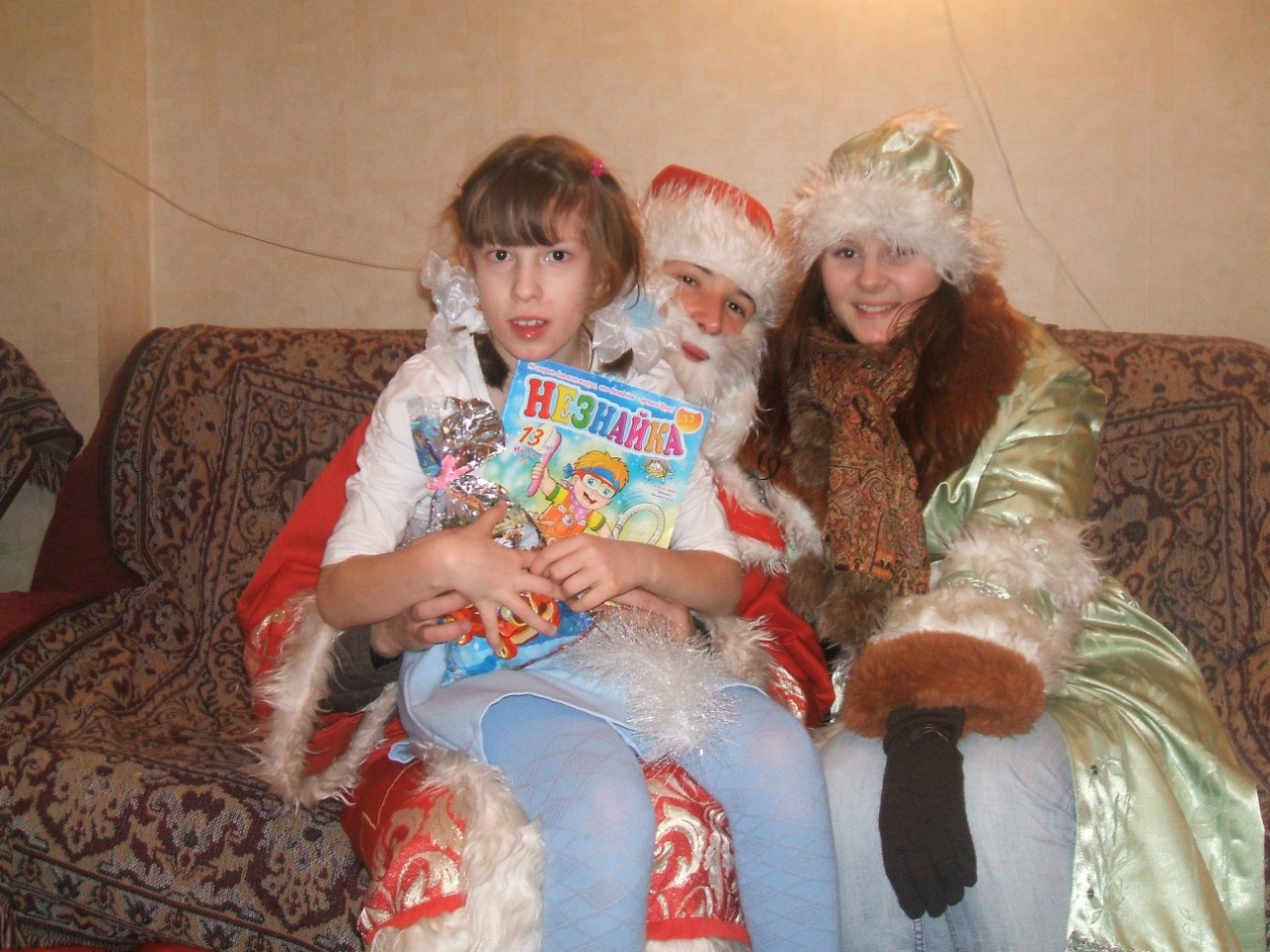 santa-clause-comes-charity-action-belarus-1