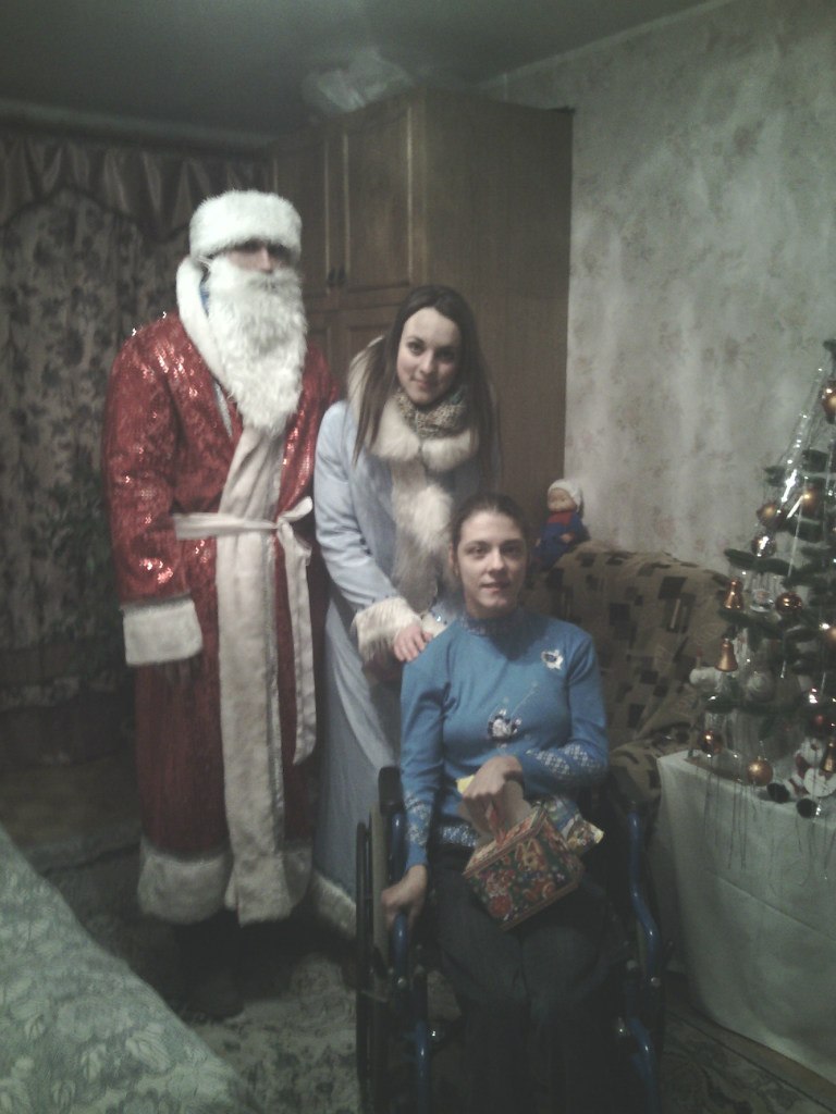 santa-clause-comes-charity-action-belarus-6