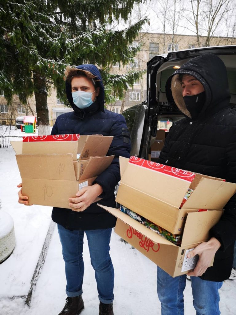 misk-christmass-charity-children-2